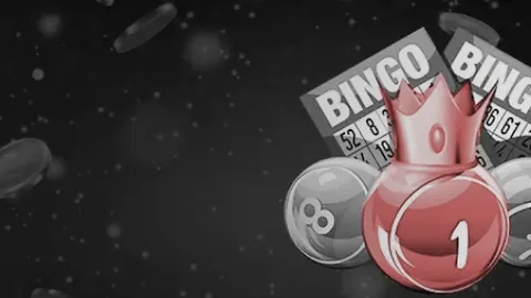 荷兰后防核心哈托铲球导致勒诺尔芒被红牌罚下，球队陷入少人困境。